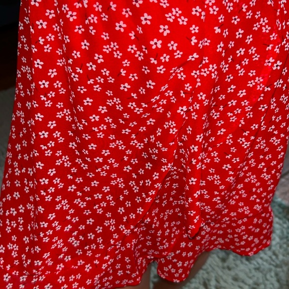 Girl’s Floral Dress - Picture 4 of 6